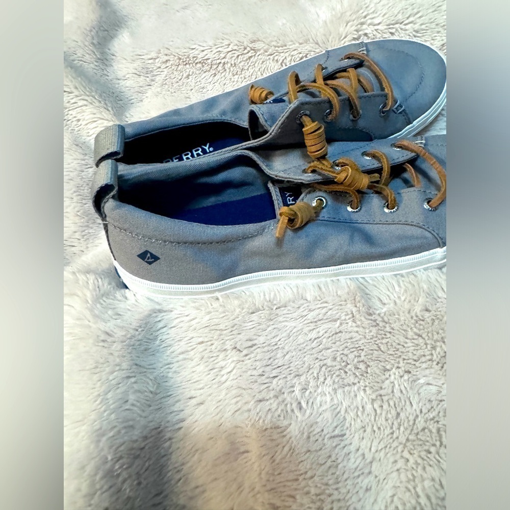 Sperry Womens size 8 Crest Vibe Sneakers Shoes In Grey STS81902-like new!